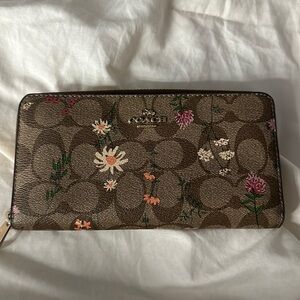 Coach wallet